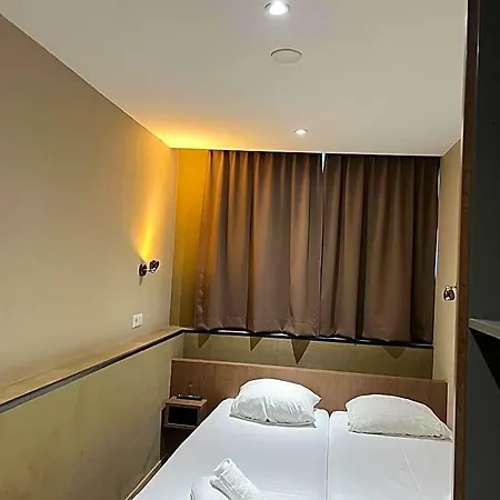 Blossoms Hotel